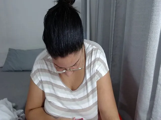 Live sex webcam photo for vick_harris #273631633