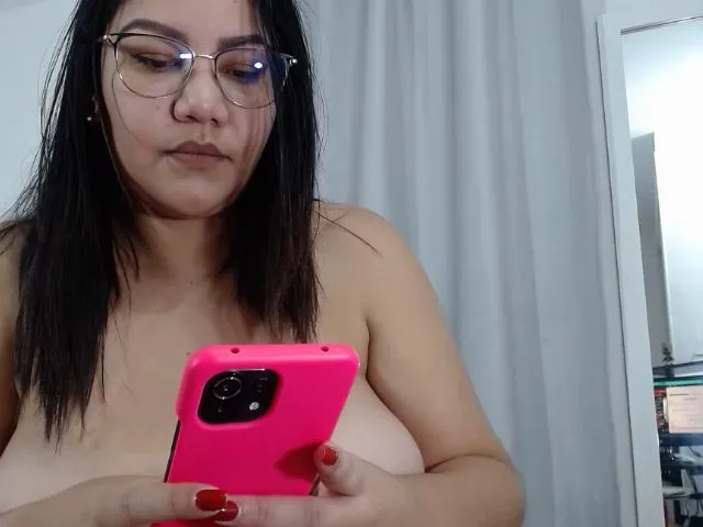 Live sex webcam photo for vick_harris #273937099