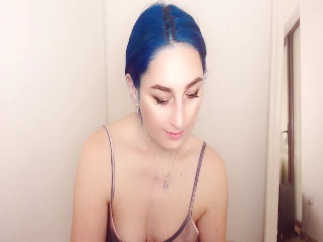 Live sex webcam photo for wetkittycum #271819725