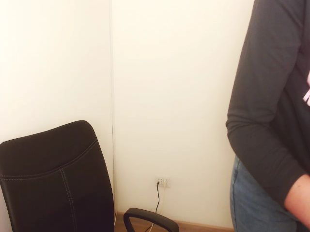 Live sex webcam photo for wetkittycum #271845201