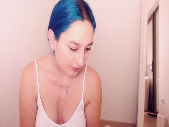 Live sex webcam photo for wetkittycum #272151462