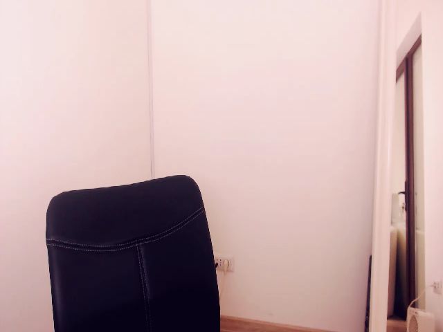 Live sex webcam photo for wetkittycum #272180061