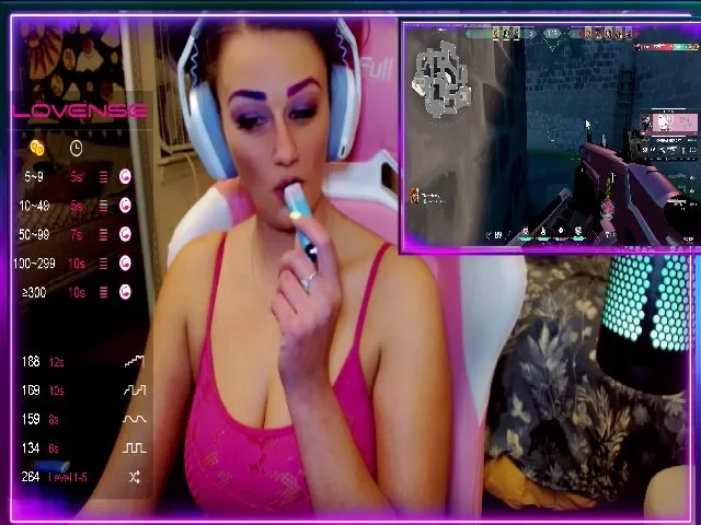 Live sex webcam photo for xLucyFord #272672851