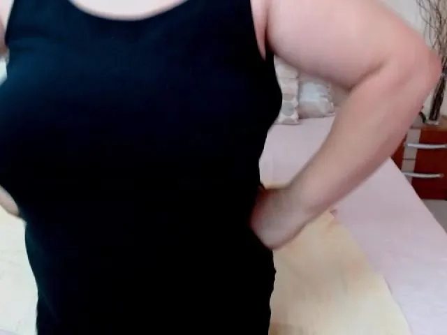 Live sex webcam photo for xSweetKarina #273833728