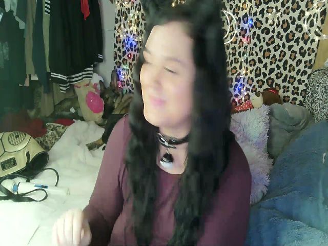 Live sex webcam photo for xxKittens #272457017