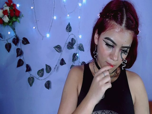 Live sex webcam photo for yo_soy_vanee #272589390