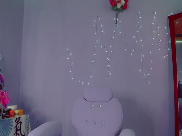 Live sex webcam photo for yo_soy_vanee #273278183