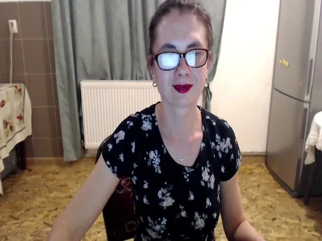 Live sex webcam photo for yustine #273264394
