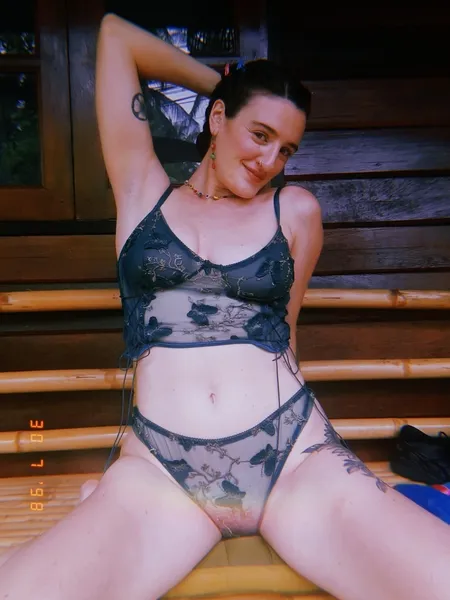 Live sex webcam photo for TravelHippie #2412305