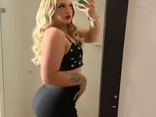 Live sex webcam photo for CameronDiiaz #6619061