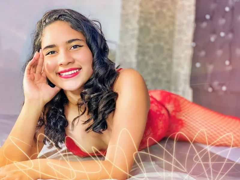 Live sex webcam photo for MileySweet18 #2112948