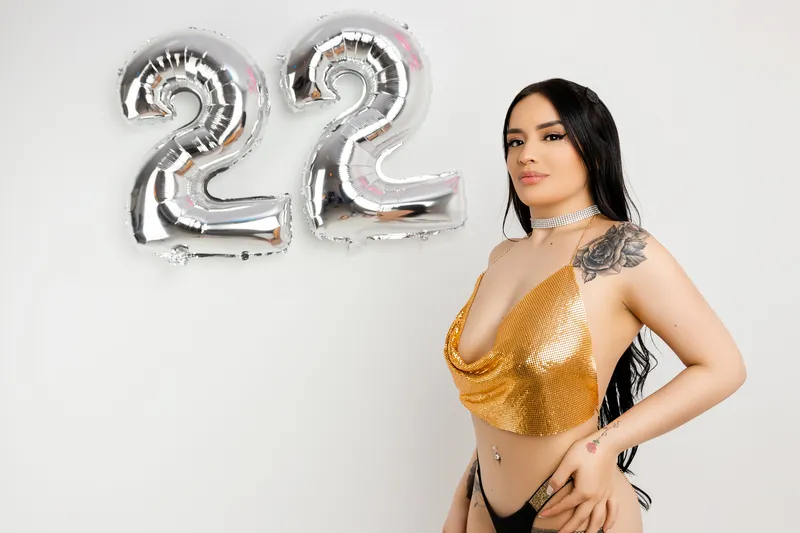 Live sex webcam photo for HannaMartinns #3356958