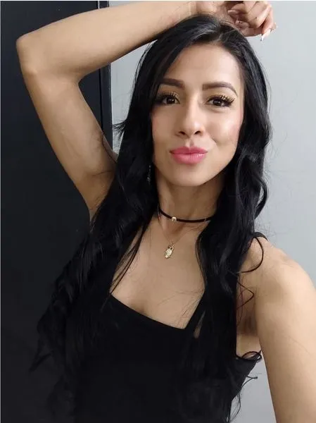 Live sex webcam photo for BiancaHadid #2750708