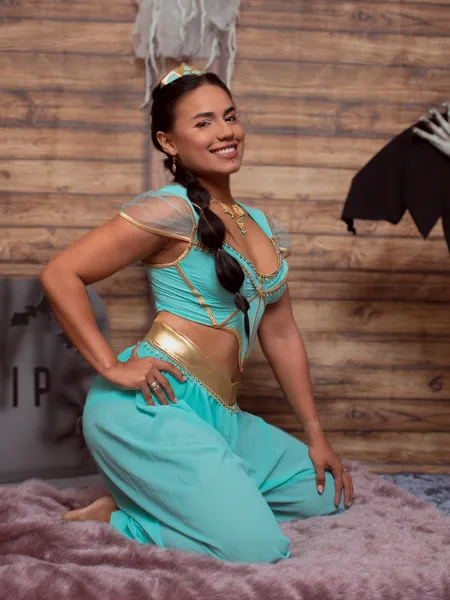 Live sex webcam photo for HellenKostner #2682549