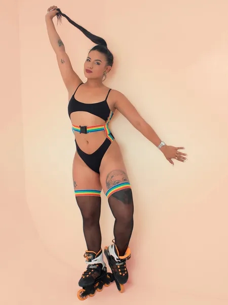 Live sex webcam photo for HellenKostner #2740459