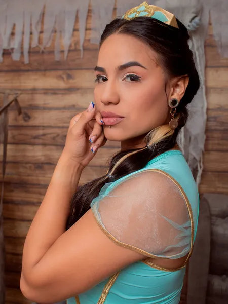 Live sex webcam photo for HellenKostner #2682556