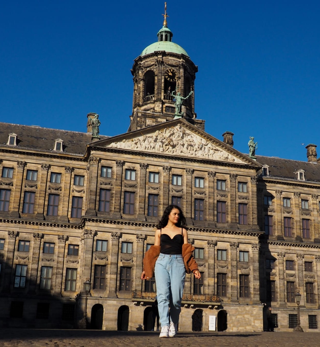 Live sex webcam photo for EmiliaJons #7918021