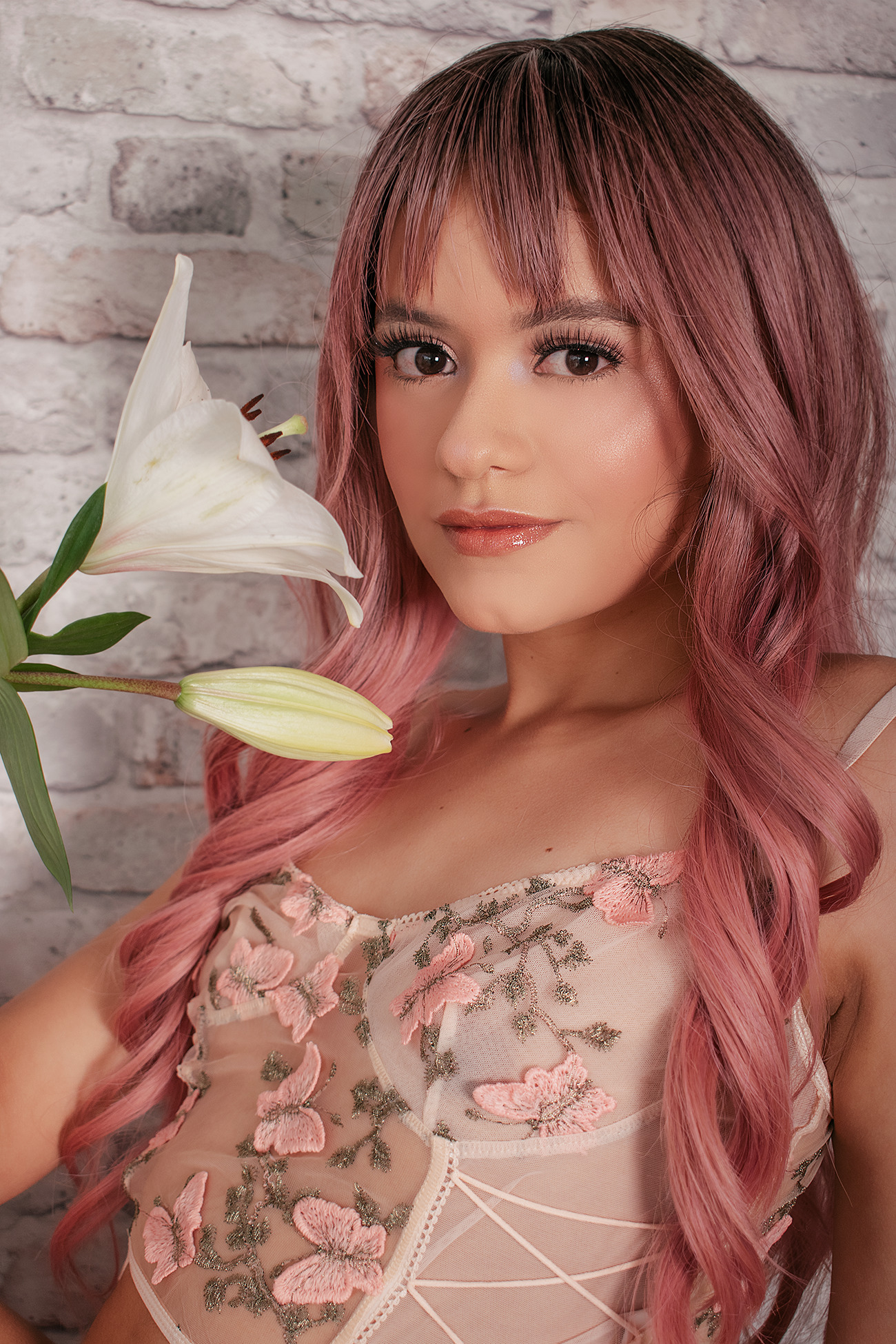 Live sex webcam photo for EmiliaJons #7917971