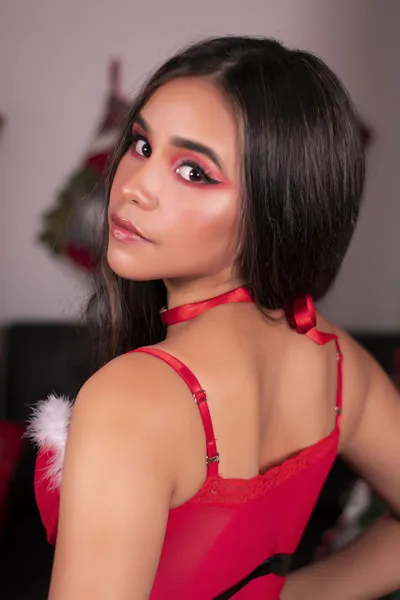 Live sex webcam photo for KendallFoxy #2810571