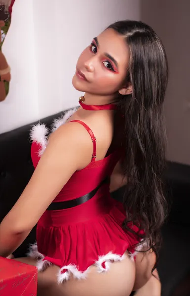 Live sex webcam photo for KendallFoxy #2810579