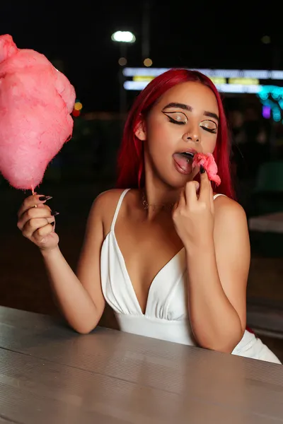 Live sex webcam photo for KendallFoxy #3217132