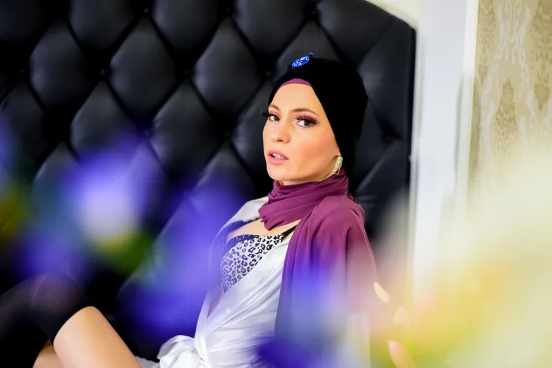 Live sex webcam photo for AminaArabian #2146912