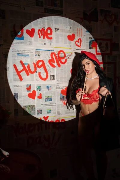 Live sex webcam photo for CristinaHanze #7801941