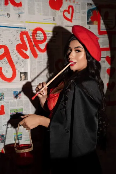 Live sex webcam photo for CristinaHanze #7801936