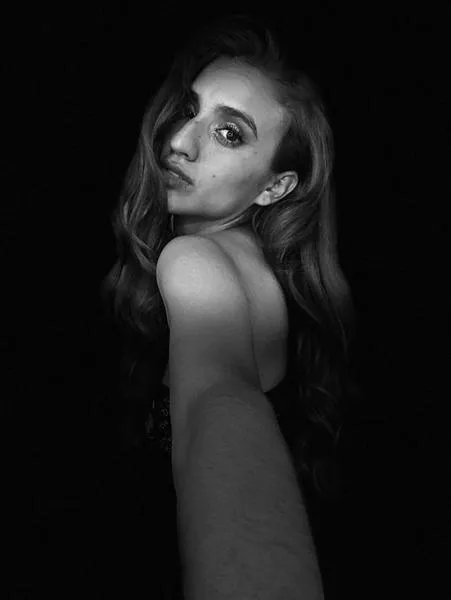 Live sex webcam photo for SophiaMars #2720671