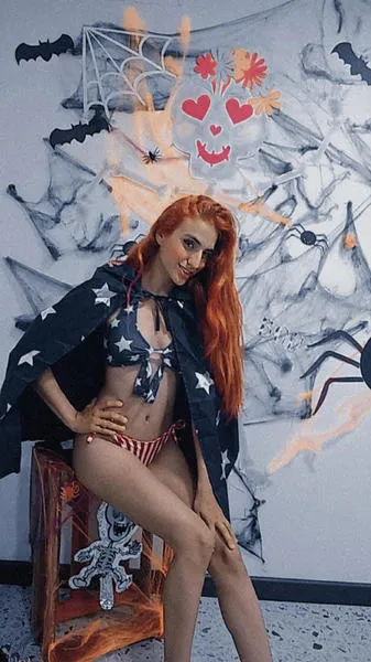 Live sex webcam photo for SophiaMars #2723727