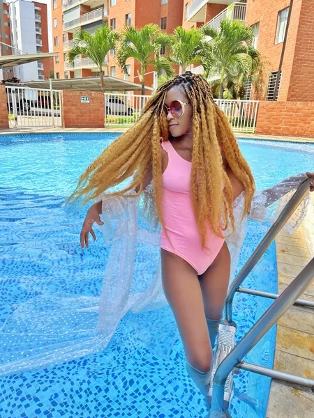 Live sex webcam photo for LissaBonnet #4037524