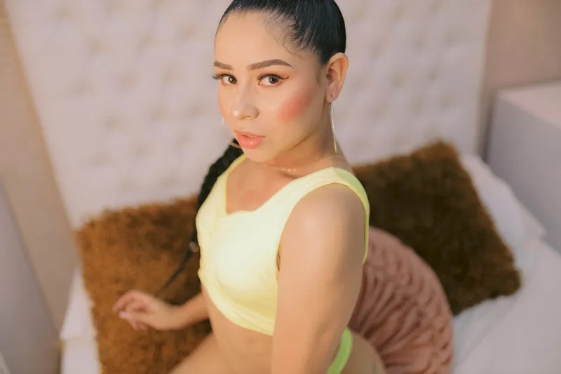 Live sex webcam photo for Ellie_Pain #2339082