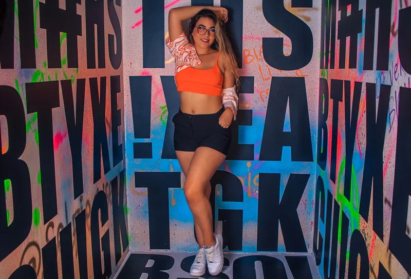 Live sex webcam photo for AprilHarper #3545107