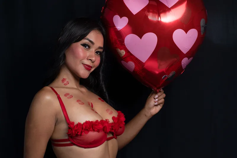 Live sex webcam photo for OLA_RIX #2992959