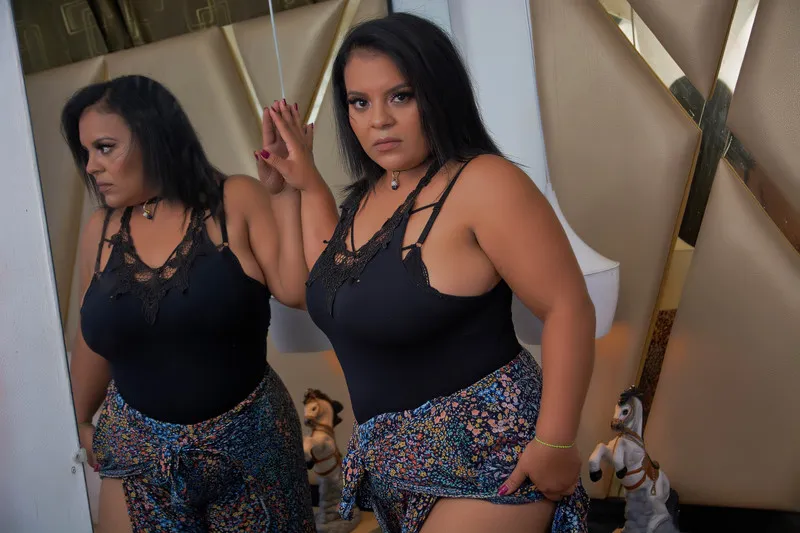 Live sex webcam photo for samantha_bigboobs #2263015