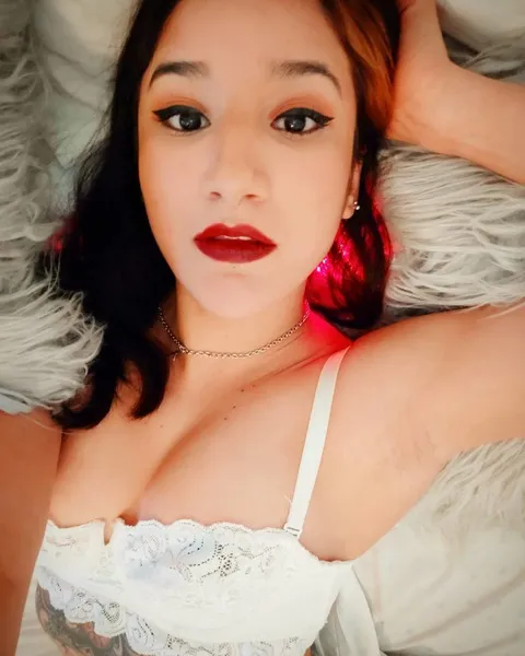 Live sex webcam photo for Valorahx #2574539