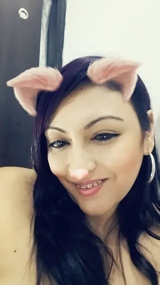 Live sex webcam photo for ErikaLajuicy #1932316
