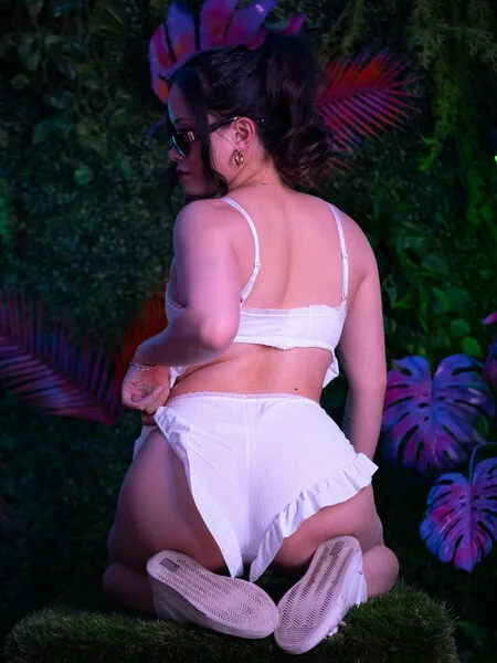 Live sex webcam photo for PocketRocketMimi #3862912