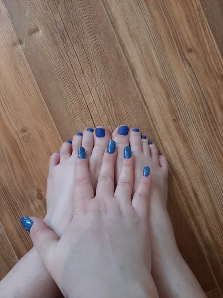 Live sex webcam photo for HotNinaChery #3572747