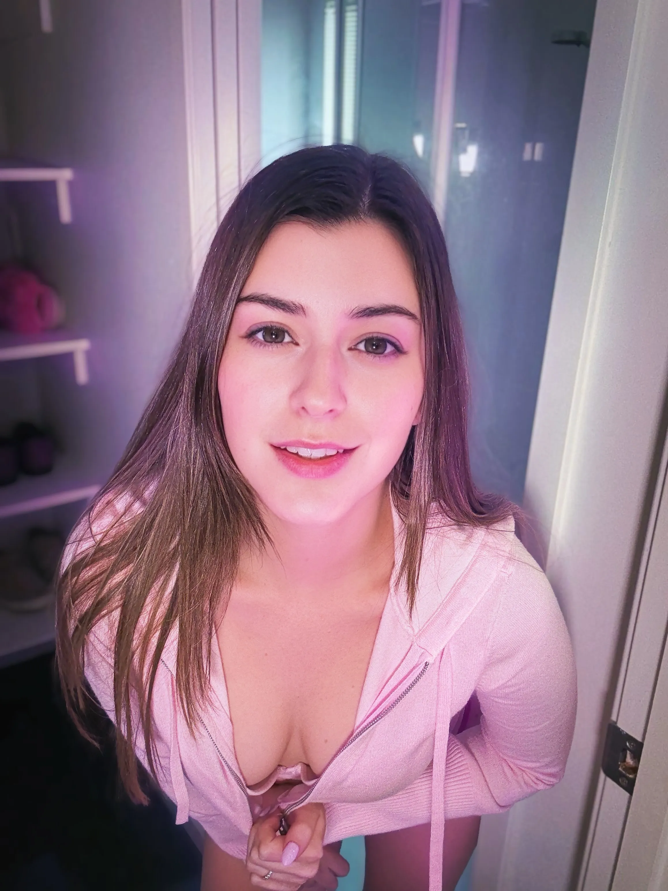 Live sex webcam photo for BellaHarperxo #7893568