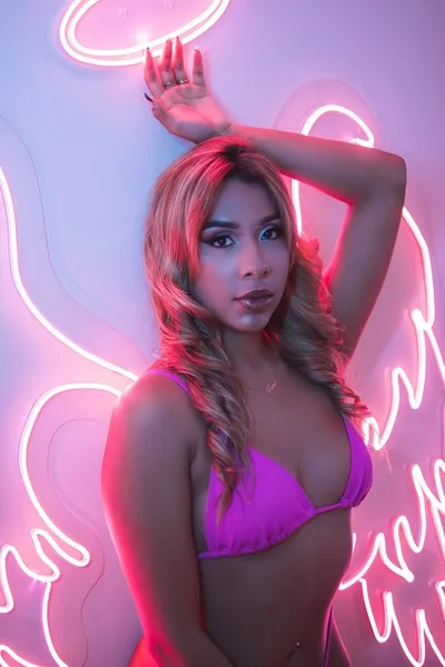 Live sex webcam photo for KendallBlack #4084598