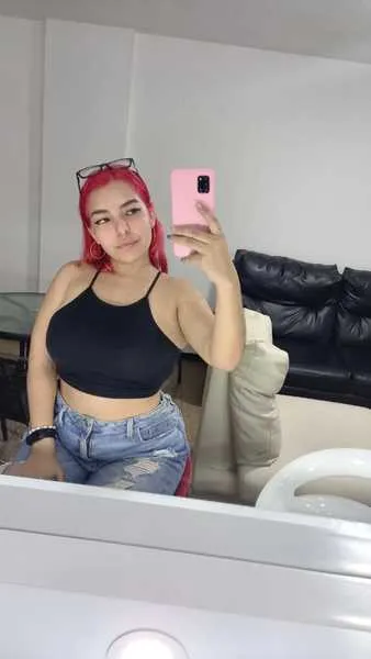 Live sex webcam photo for Irina_Olsen #2204301