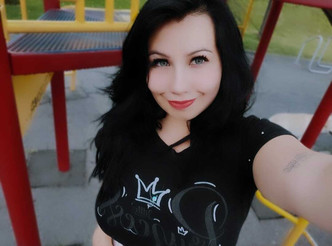 Live sex webcam photo for ninakisslove #7782039