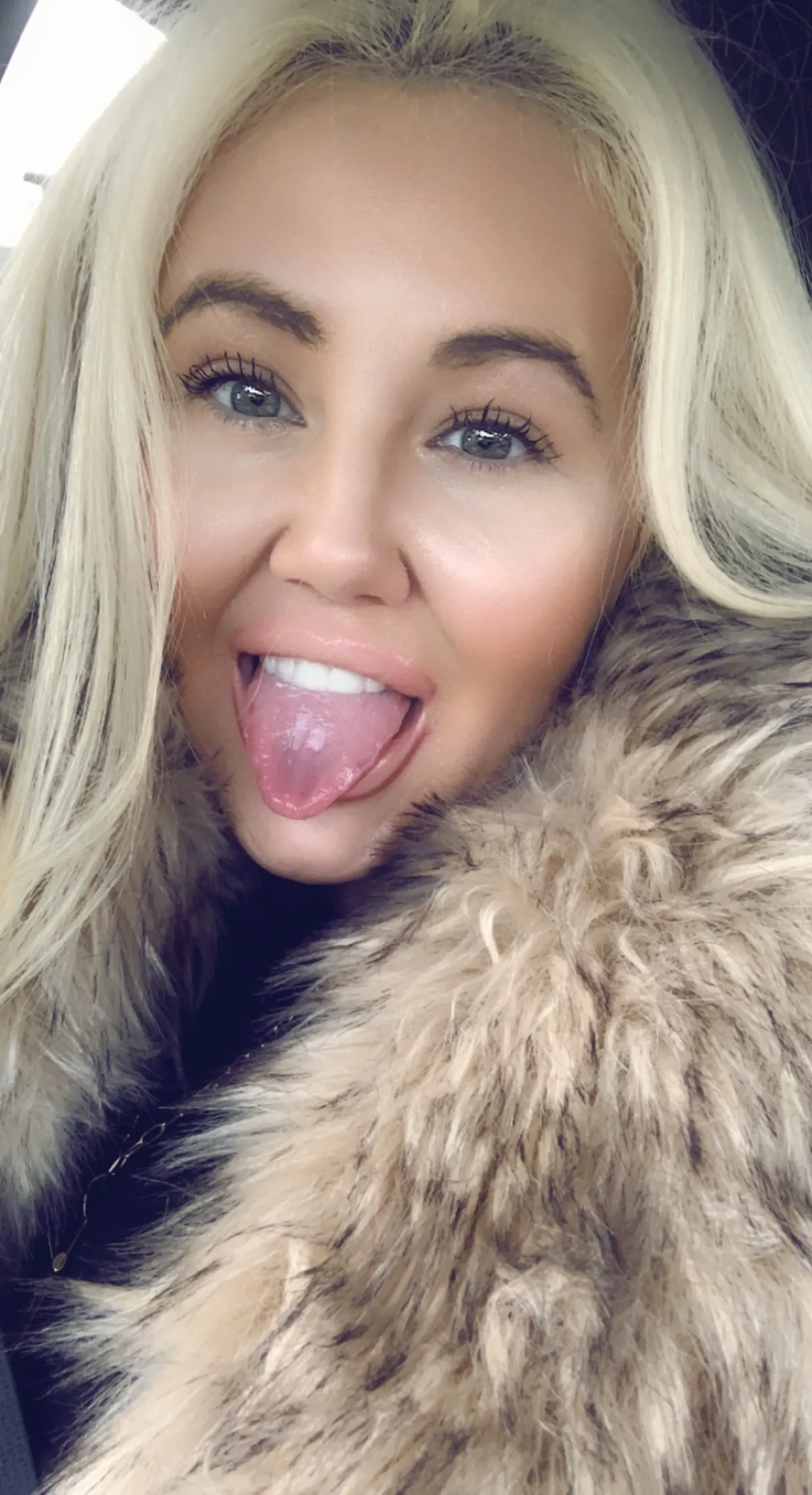 Live sex webcam photo for EnglishBrooke69 #7467262