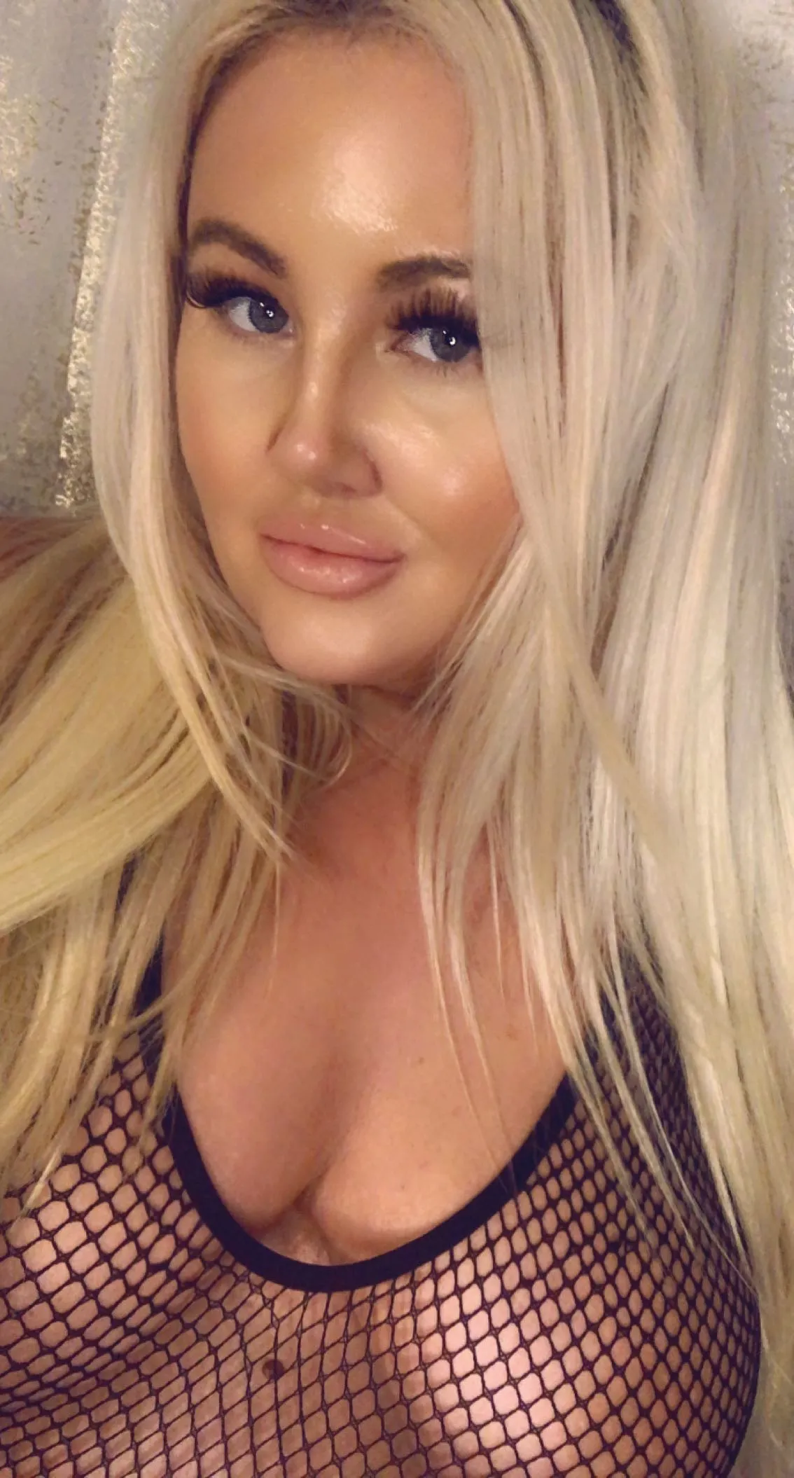 Live sex webcam photo for EnglishBrooke69 #7467261