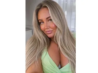 Live sex webcam photo for EnglishBrooke69 #8518437