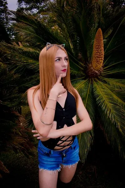 Live sex webcam photo for dollcamila #2468636