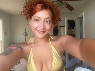 Live sex webcam photo for MollyPocket #8284682