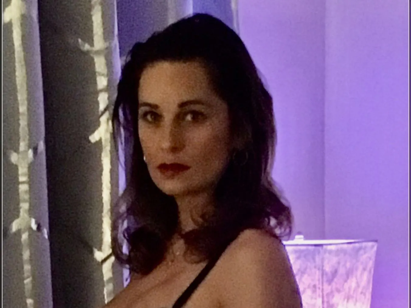 Live sex webcam photo for LondonFrost #2192856