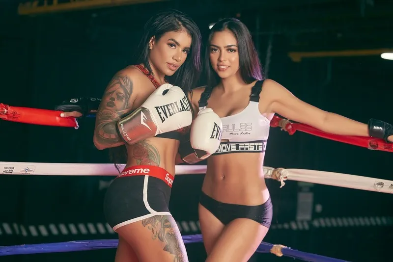 Live sex webcam photo for KelsieAndLeah #2236660